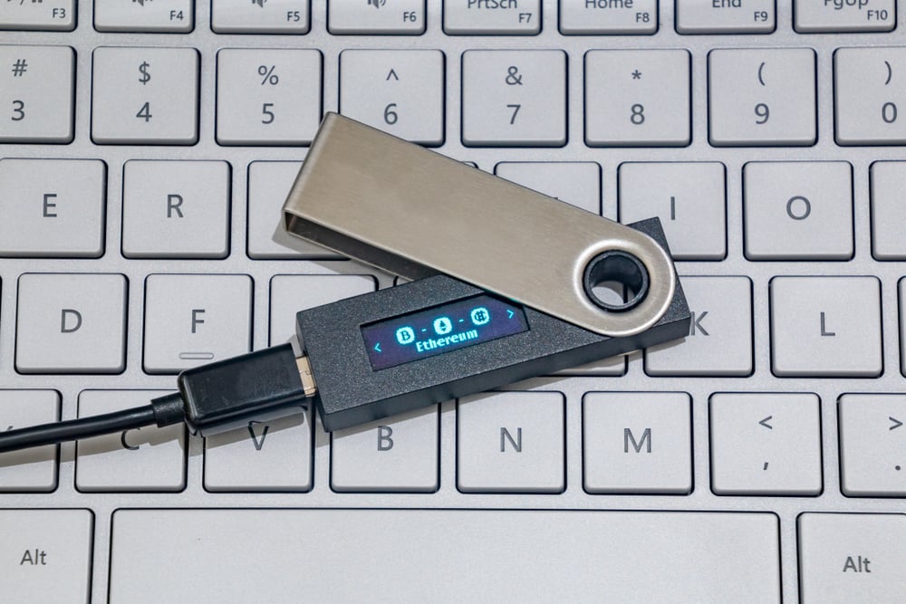 how to transfer crypto to ledger wallet