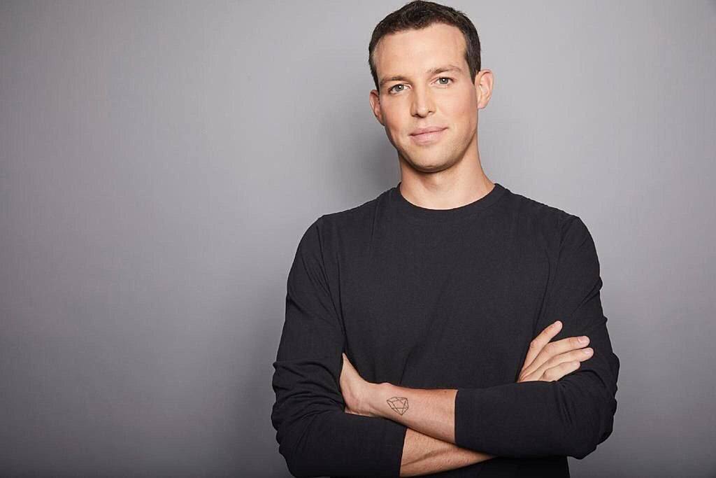 Block.one Chief Triggers Bitcoin Maximalists with Arrogant Rant