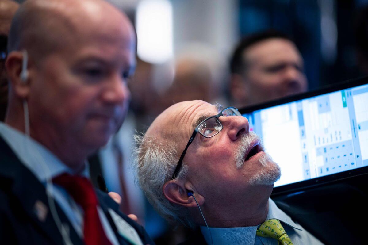 An Epic Stock Market Crash Is Looming, Analysts Warn