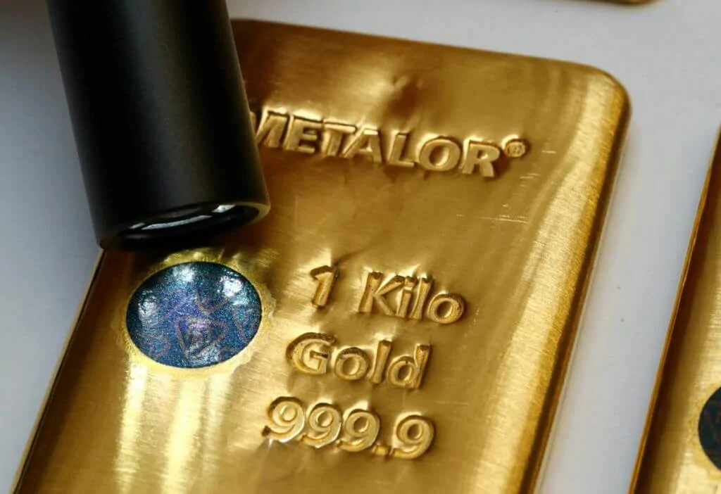 gold bullion, physical