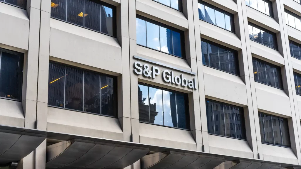 S&P