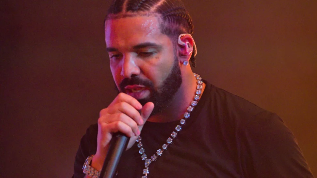 Drake Posts Michael Saylor Bitcoin Video to 146 Million Instagram Followers