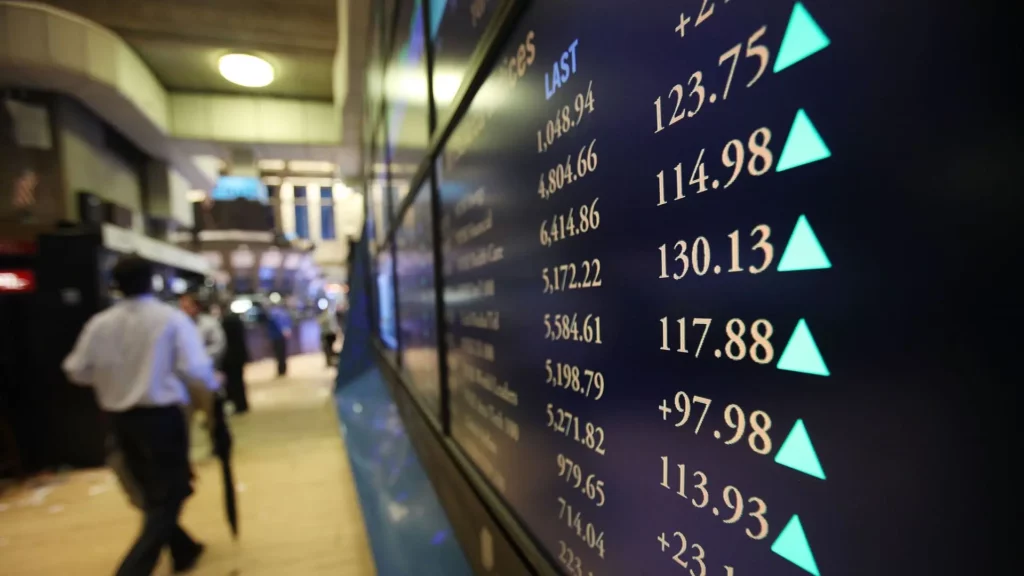 Bitcoin ETFs Post Largest Inflows Since July, Ethereum ETFs Bag $1.5M