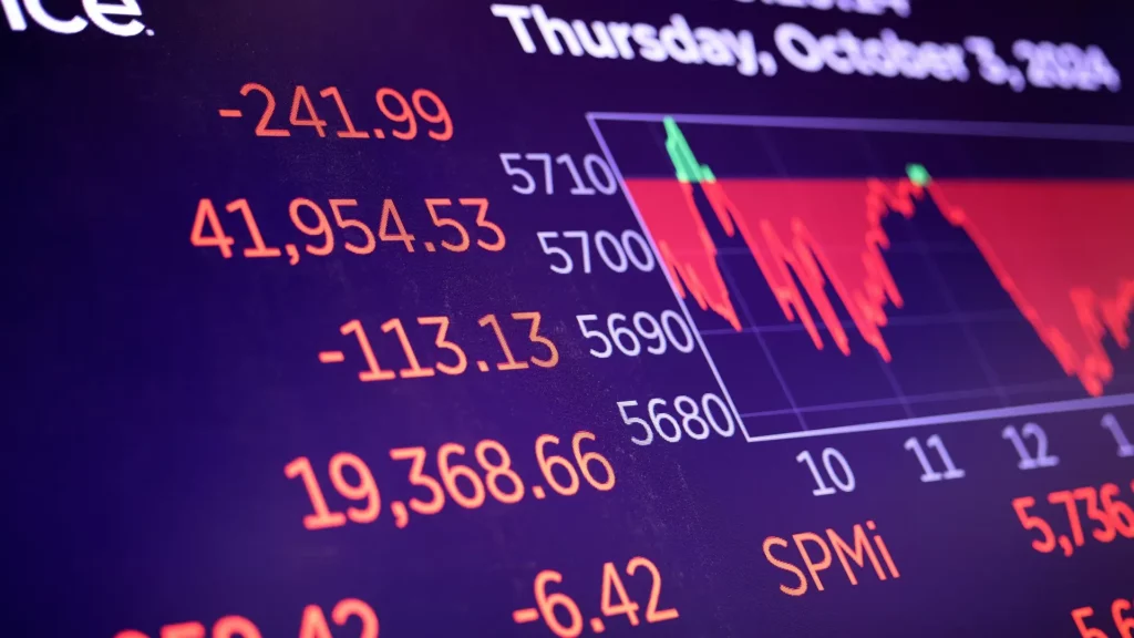 Bitcoin and ETH ETFs record net outflows.