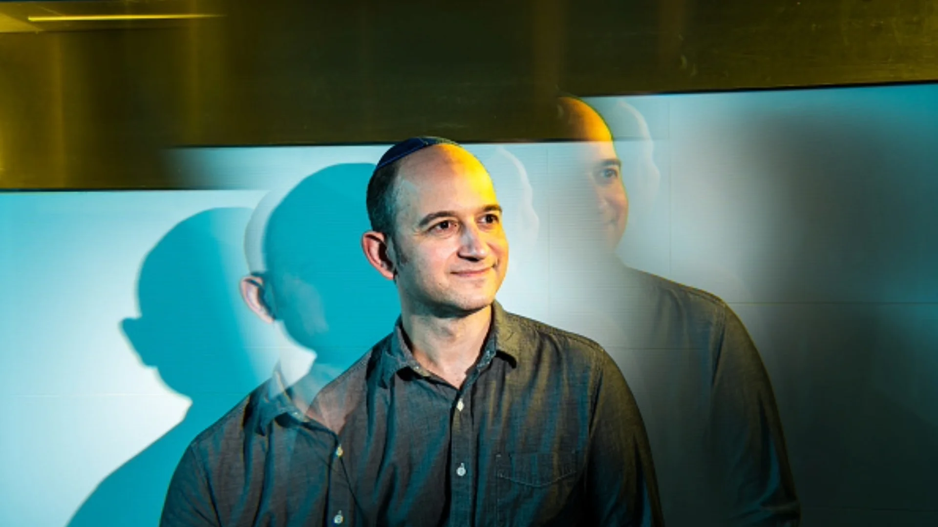 Google DeepMind Shares Plans for AI Lab Assistants After Noam ...