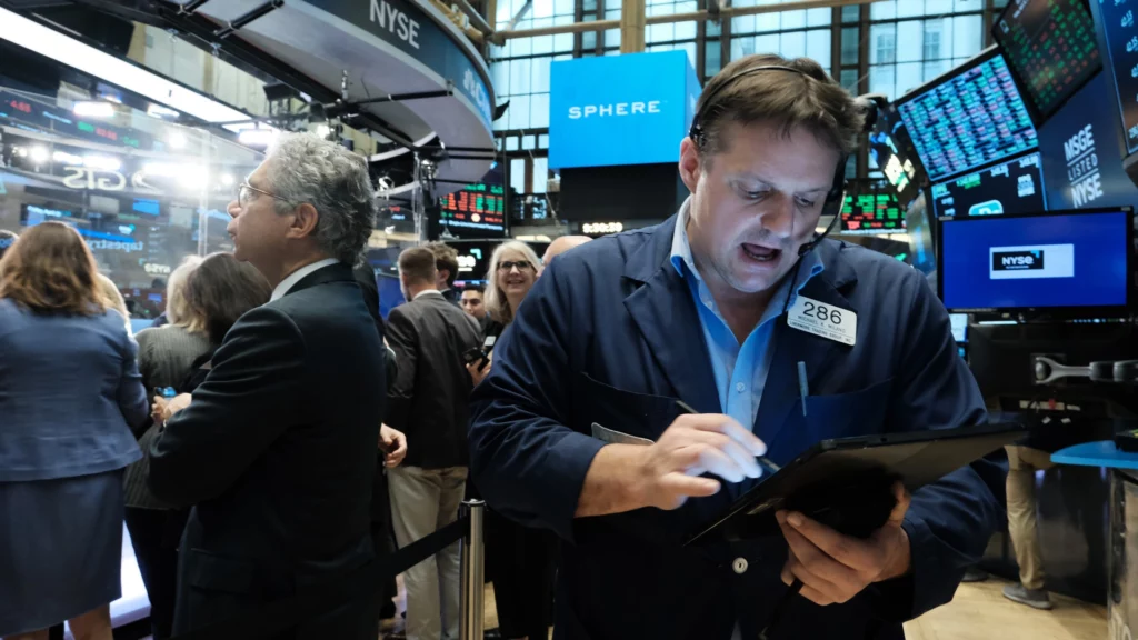 New York Stock Exchange traders.