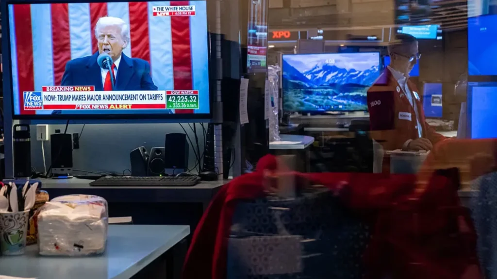 Robinhood, Meta, Microsoft Thrive While Donald Trump’s Tariffs Torch Global Portfolios