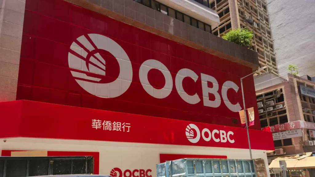OCBC has issued $1 billion worth of commercial paper on-chain. Credit: Lhzss8 via Wikimedia.