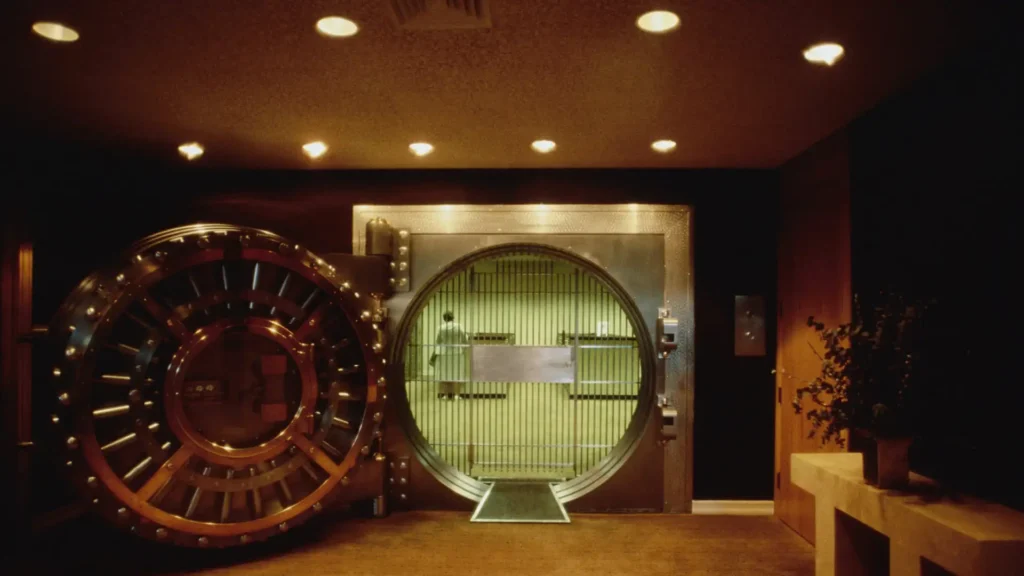 Chainlink launches strategic reserve.