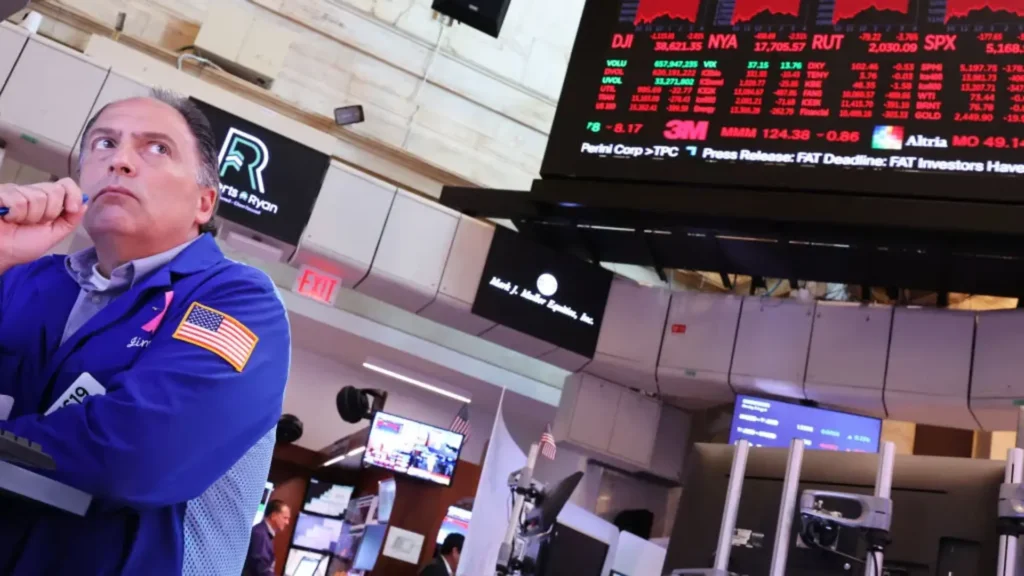 Impact of Blockchain on Securities Markets: Tokenized Equities vs. AMMs in Trading Efficiency