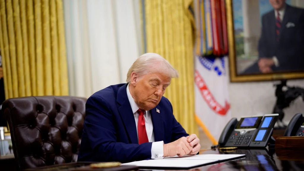 Trump To Overhaul 401(k)s With New Executive Order: Crypto, Real Estate, and Private Equity Set for Retirement Portfolios
