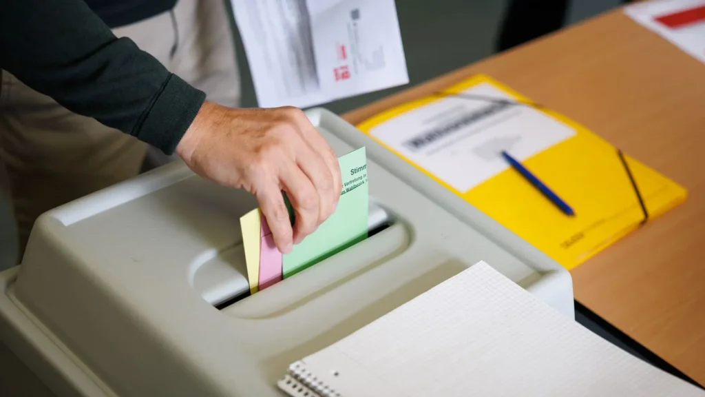 Polkadot Community Votes To End Unlimited DOT Issuance, Set Supply ...
