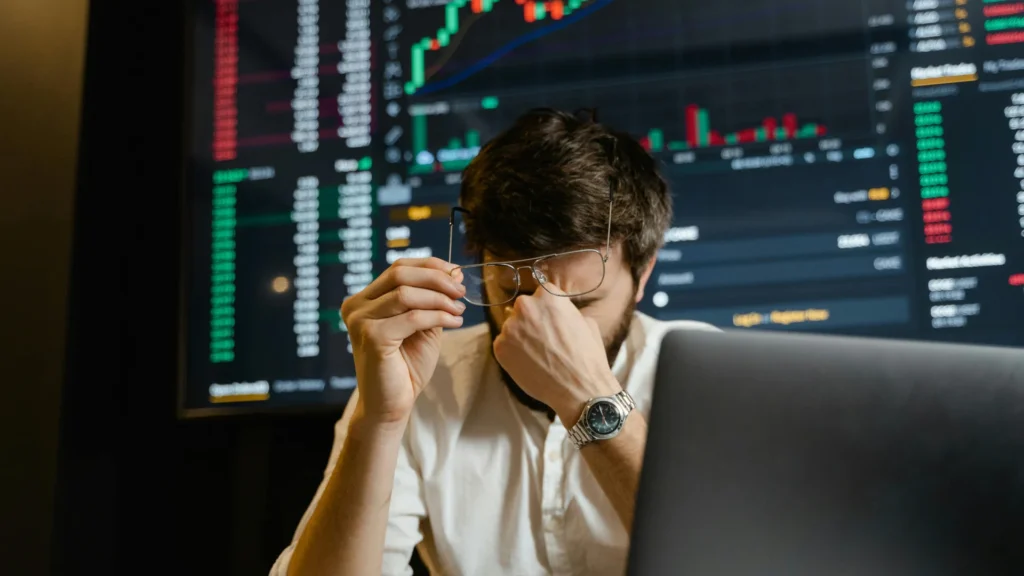 Stablecoin Mentions in SEC Filings Up 64%, Signalling Strong Demand for Blockchain Talent Amid AI Job Cuts