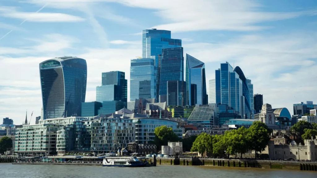 Ripple Eyes Prime London Real Estate To Be Closer to Banking Giants