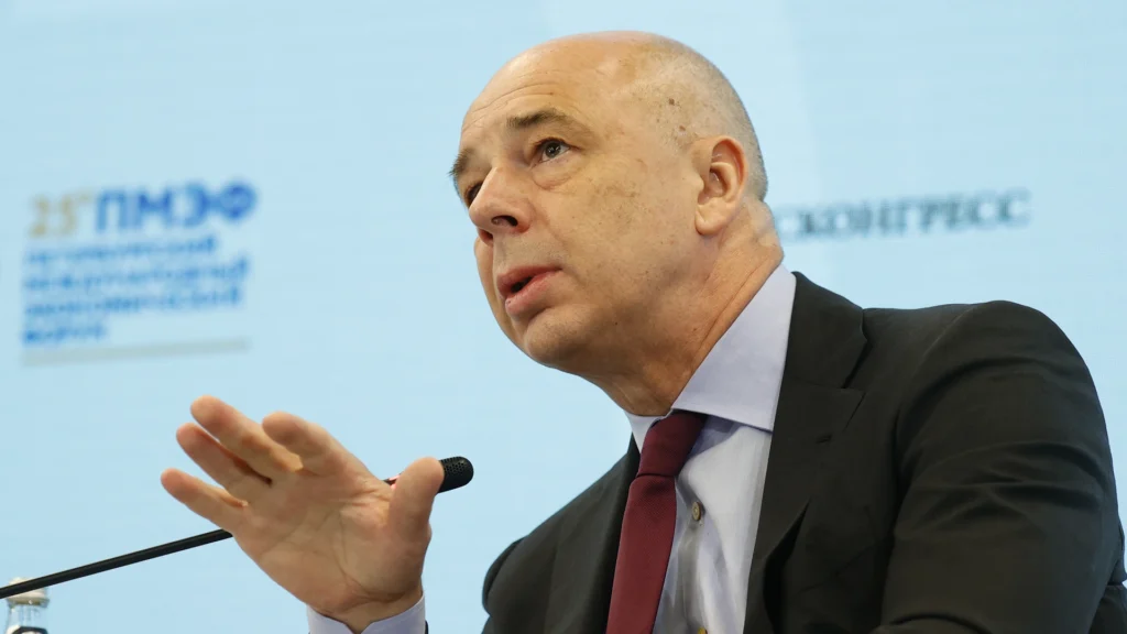 Russia Turns to Crypto for Trade as SWIFT Restrictions Bite — Finance Ministry Legalizes Use