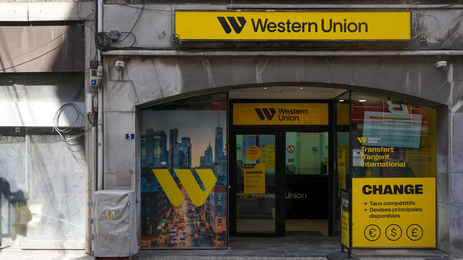 Editorial cover for Western Union's USDPT buildout shows stablecoins are becoming consumer fintech infrastructure