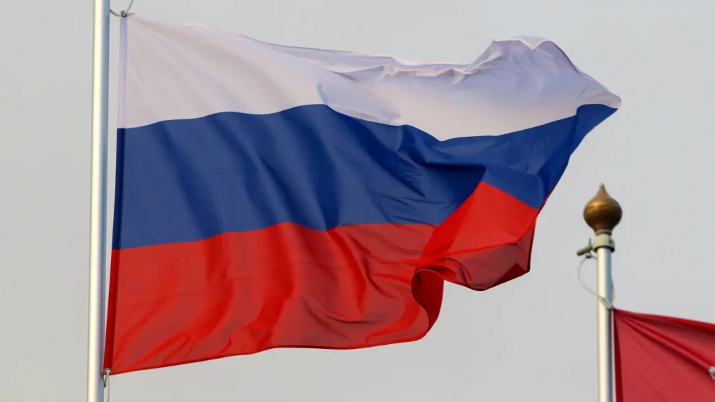 Russia Could Beat the US to Stablecoin Rules as New Bill Advances While GENIUS Act Stalls