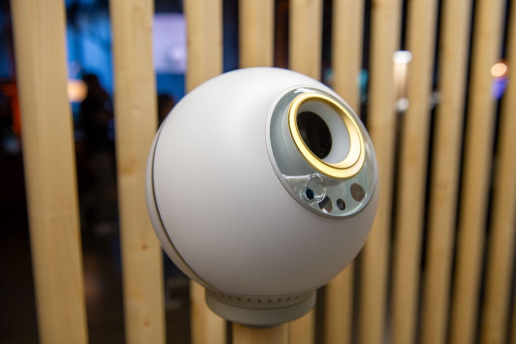 Worldcoin In Trouble? Sam Altman Faces Scam Allegations From ZachXBT and Elon Musk