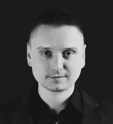 Maksym Sakharov 